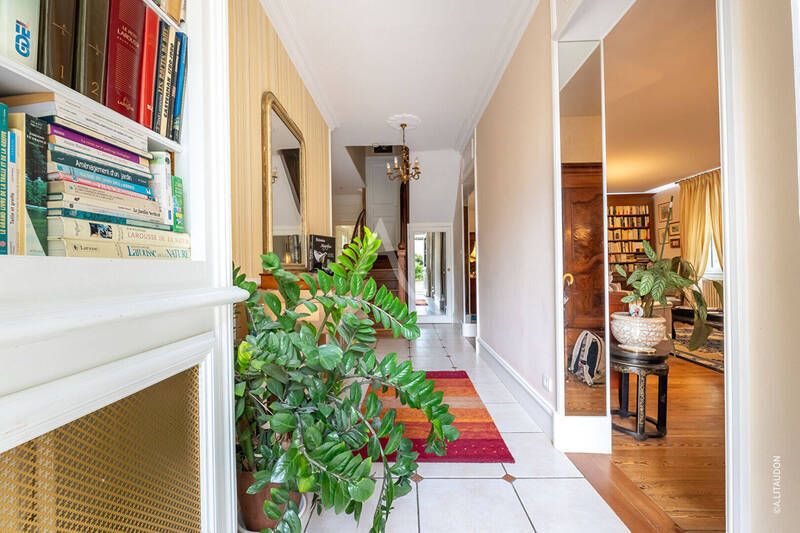 Vente maison demeure de prestige 8 pièces 200 m² à Mâcon 71000
