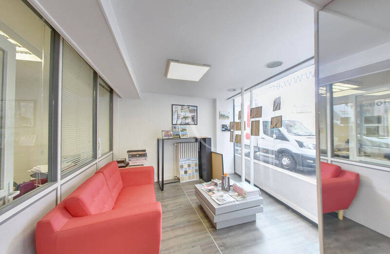 Vente local commercial à Mâcon 71000 110 000 €