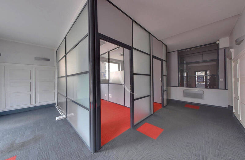 Vente bureau / local professionnel à Mâcon 71000 Centre-ville 455 000 €