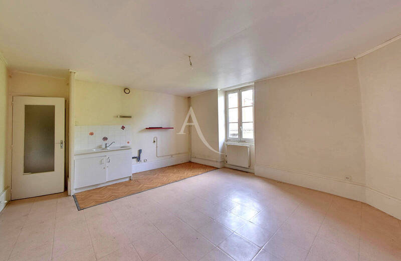 Vente immeuble à Saint-Symphorien-d'Ancelles 71570
