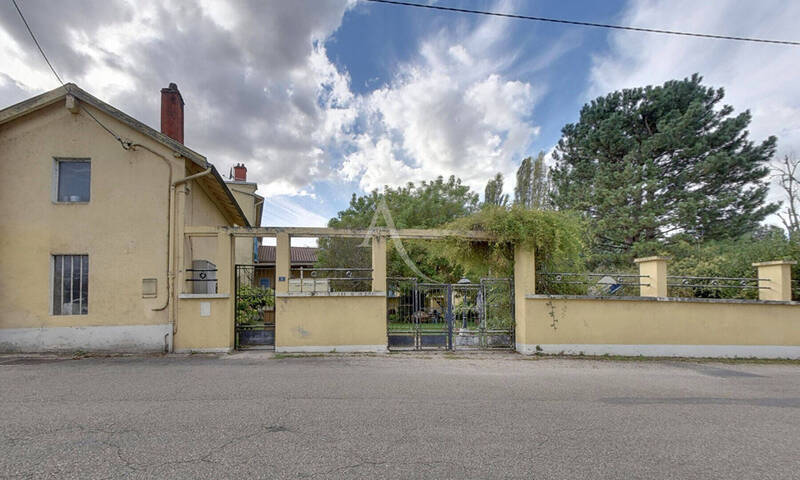 Vente immeuble à Saint-Symphorien-d'Ancelles 71570