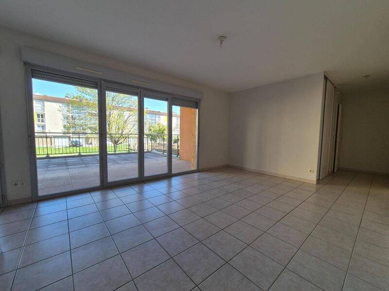 Location appartement 3 pièces 65.23 m² à Pont-de-Veyle 01290 - 724 €