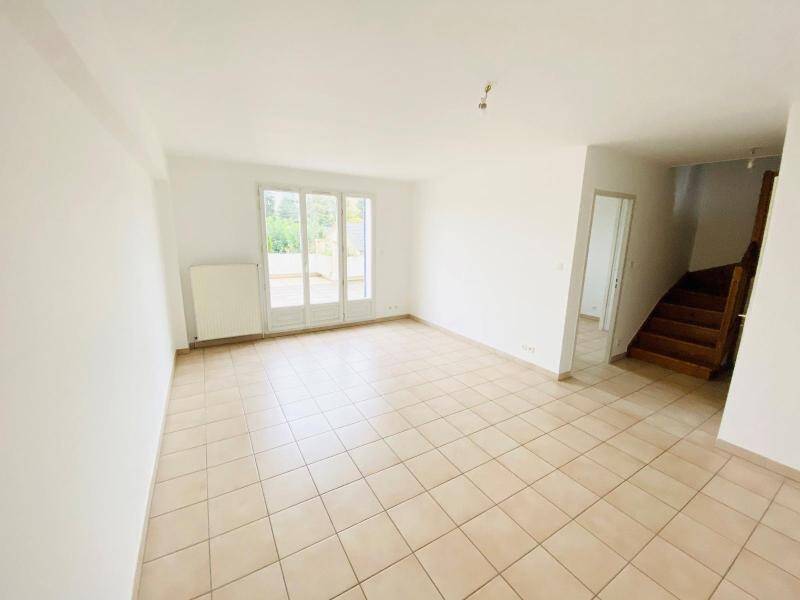Location appartement 4 pièces 83.64 m² à Charnay-lès-Mâcon 71850 5 - 899 €