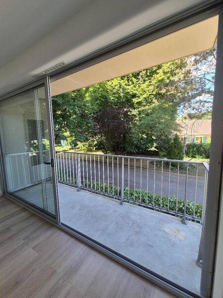 Location appartement 4 pièces 83.82 m² à Charnay-lès-Mâcon 71850 - 1 200 €