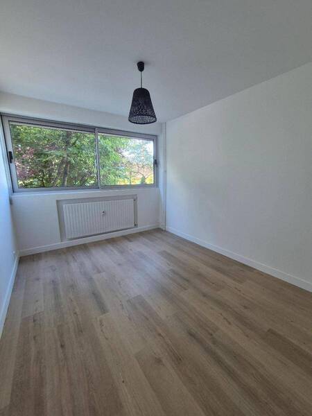 Location appartement 4 pièces 83.82 m² à Charnay-lès-Mâcon 71850 - 1 200 €