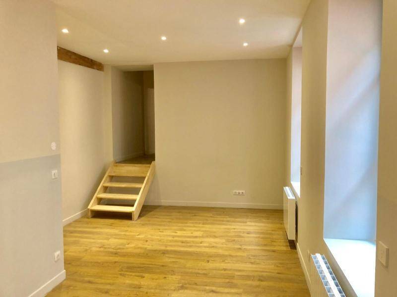 Location appartement récent 3 pièces 61.73 m² à Mâcon 71000 4 - 570 €