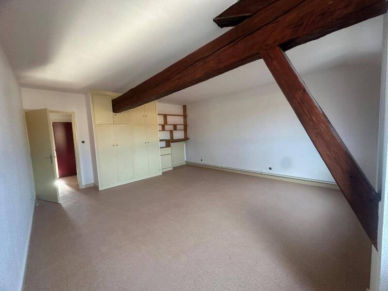 Rent apartment appartement 3 rooms 79.37 m² in Cluny 71250 4 - 680 €