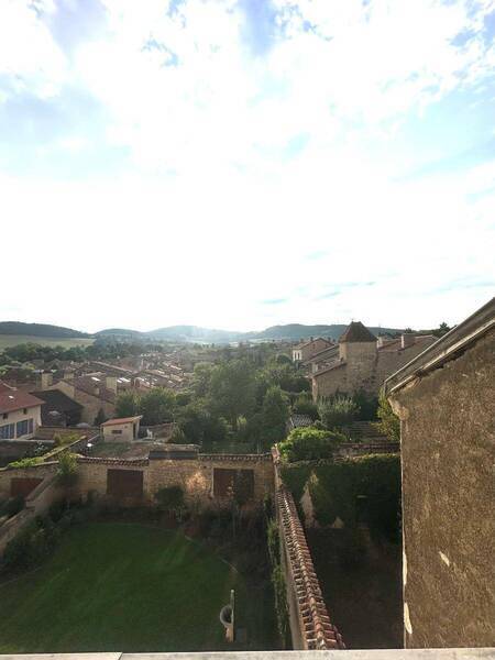 Rent apartment appartement 3 rooms 79.37 m² in Cluny 71250 4 - 680 €