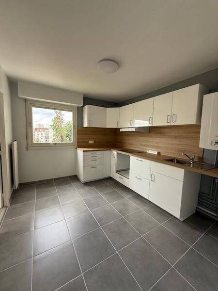 Location appartement 3 pièces 72.81 m² à Mâcon 71000 4 - 795 €