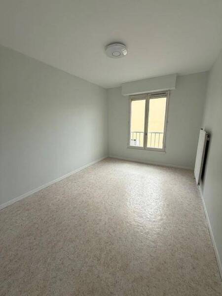 Location appartement 3 pièces 72.81 m² à Mâcon 71000 4 - 795 €