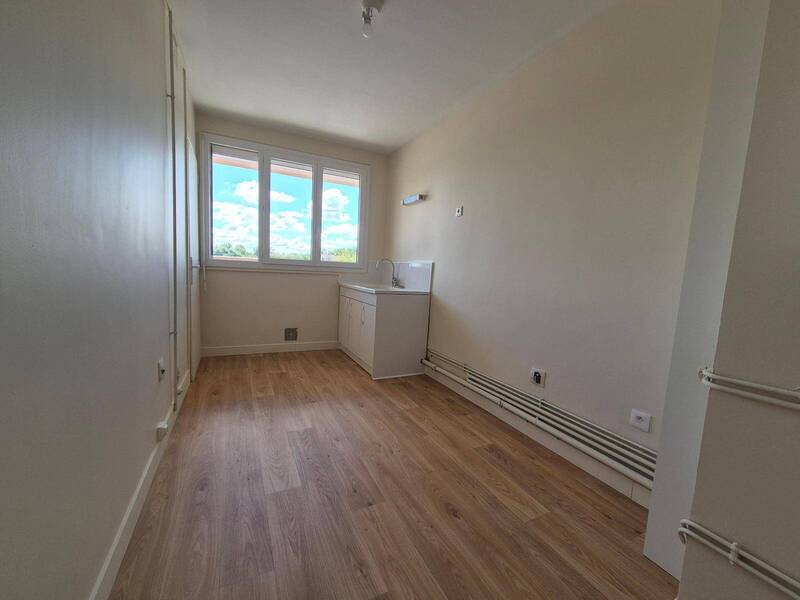 Location appartement 3 pièces 78.24 m² à Mâcon 71000 - 730 €