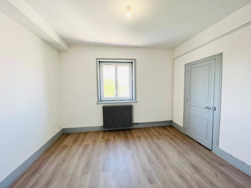 Location appartement 4 pièces 96.54 m² à Mâcon 71000 5 - 700 €