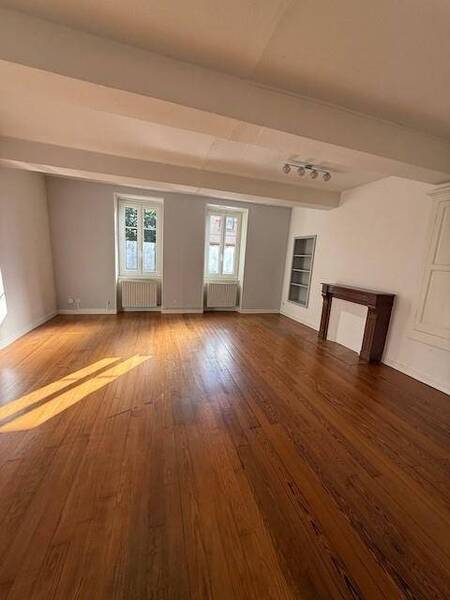 Location maison 4 pièces 110 m² à Dompierre-les-Ormes 71520 - 690 €