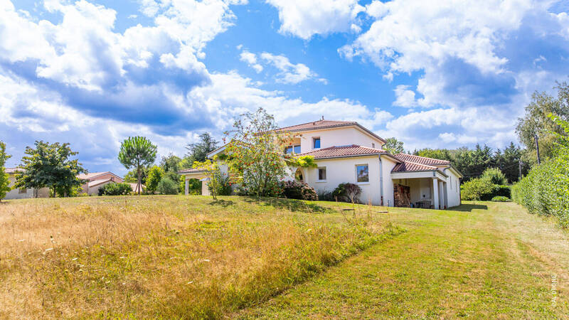 Vente maison villa 6 pièces 207.08 m² à Saint-Martin-Belle-Roche 71118