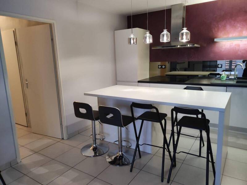 Rent apartment appartement 4 rooms 78 m² in Vénissieux 69200 - 1 040 €