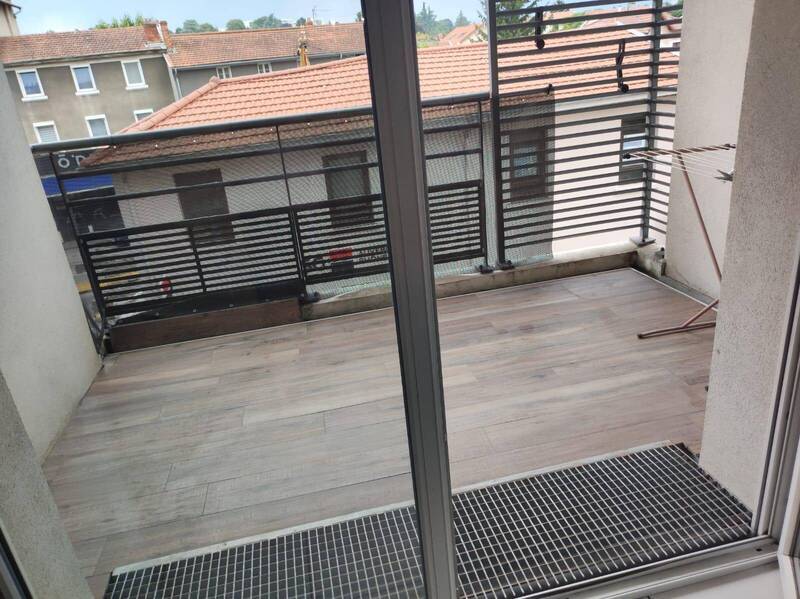 Rent apartment appartement 4 rooms 78 m² in Vénissieux 69200 - 1 040 €