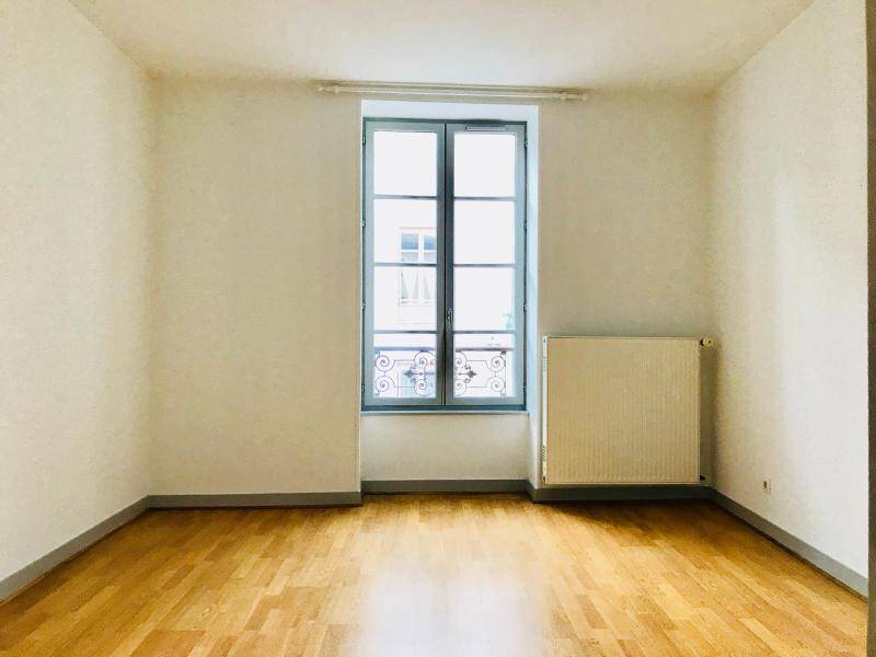 Rent apartment appartement 2 rooms 34.5 m² in Mâcon 71000 4 - 395 €