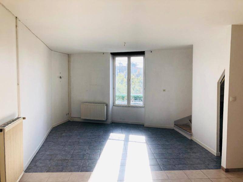 Rent apartment appartement 4 rooms 85.38 m² in Mâcon 71000 5 - 580 €