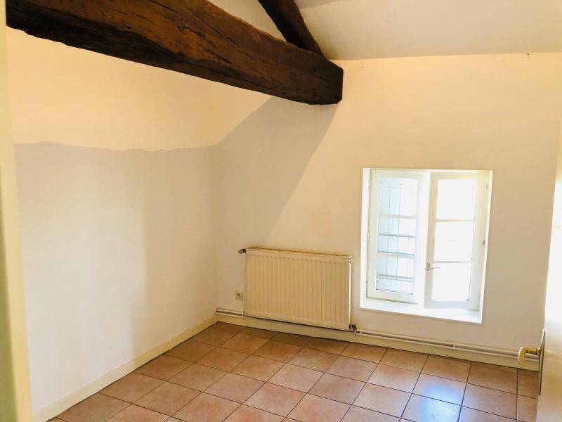Rent apartment appartement 4 rooms 85.38 m² in Mâcon 71000 5 - 580 €