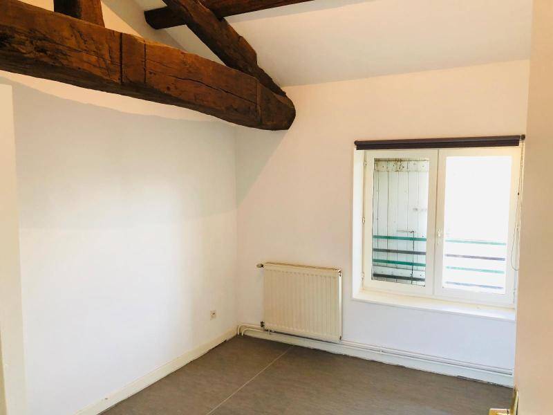 Rent apartment appartement 4 rooms 85.38 m² in Mâcon 71000 5 - 580 €