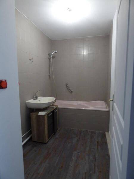 Rent apartment appartement 2 rooms 48.07 m² in Mâcon 71000 - 597 €