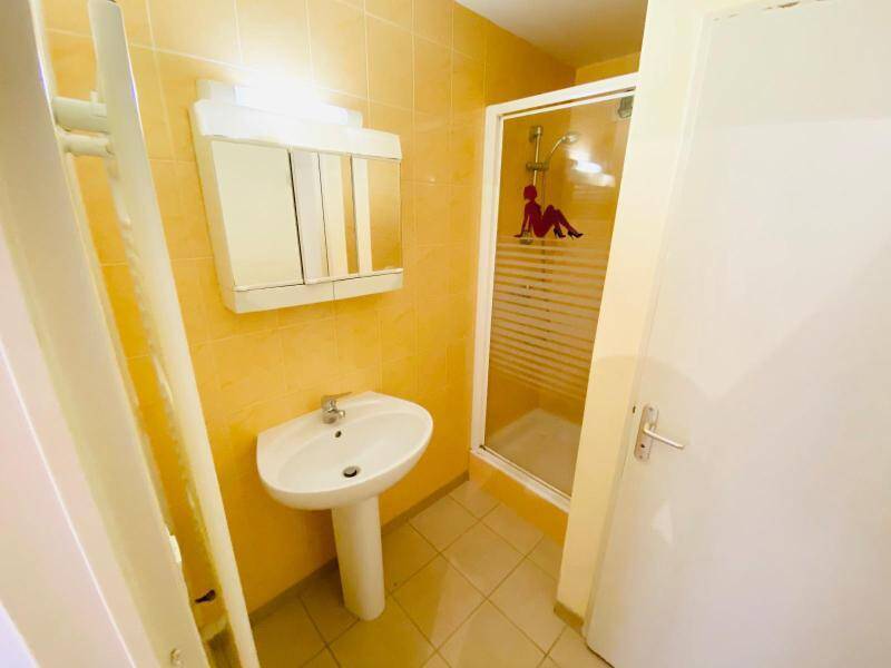 Rent apartment appartement 2 rooms 34.82 m² in Mâcon 71000 5 - 415 €