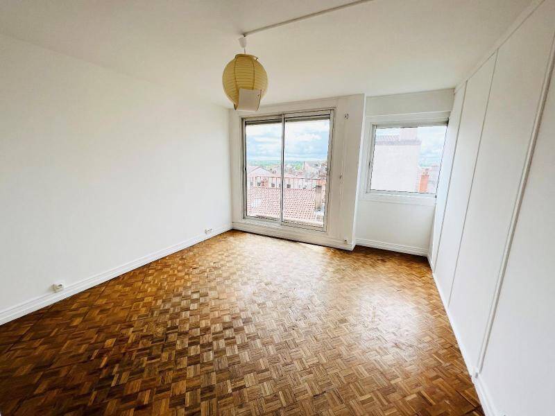 Rent apartment appartement 3 rooms 66.73 m² in Mâcon 71000 4 - 680 €