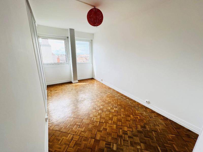 Rent apartment appartement 3 rooms 66.73 m² in Mâcon 71000 4 - 680 €
