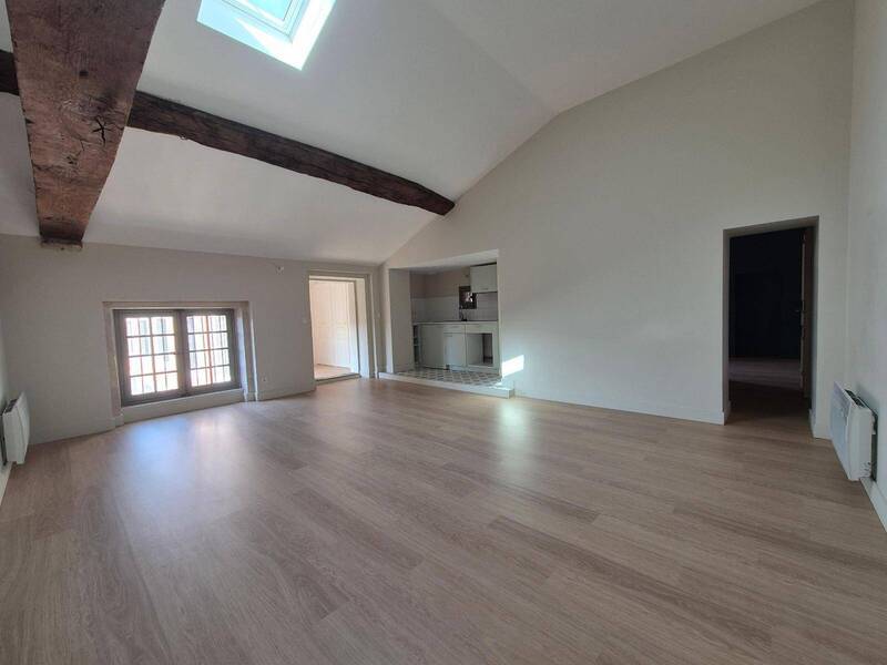 Rent apartment appartement 2 rooms 56.23 m² in Mâcon 71000 4 - 610 €