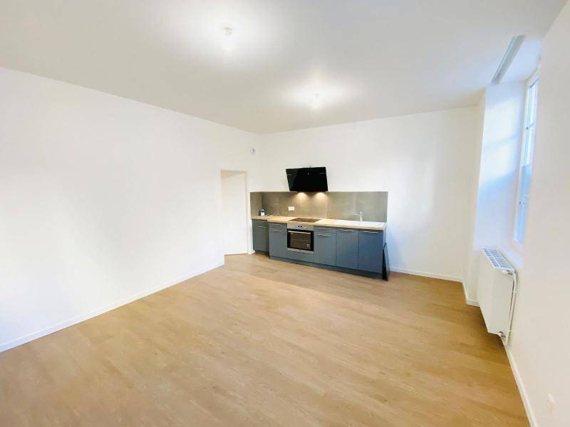 Rent apartment appartement neuf 2 rooms 46.44 m² in Mâcon 71000 4 - 390 €