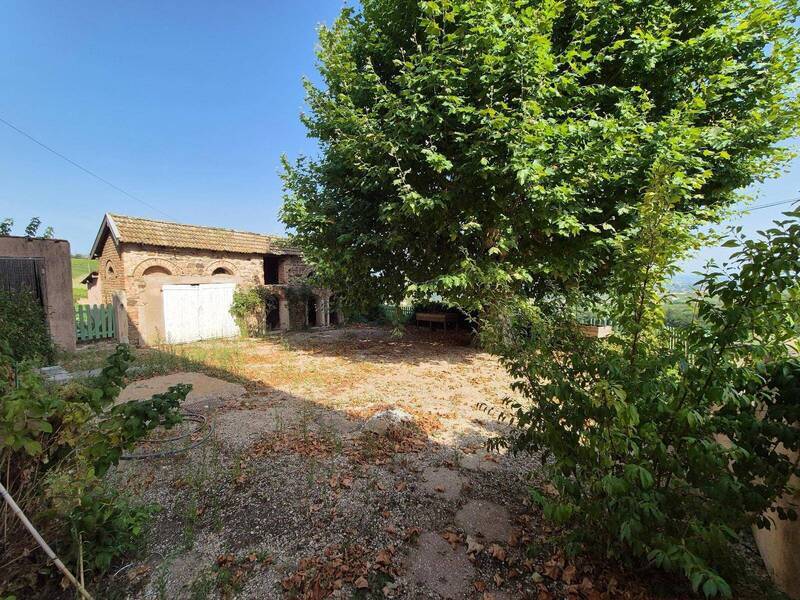 Location appartement 6 pièces 176 m² à Chénas 69840 6 - 1 230 €