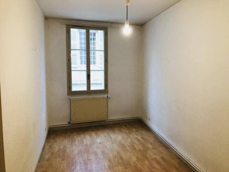 Location appartement 4 pièces 105.75 m² à Cluny 71250 4 - 766 €