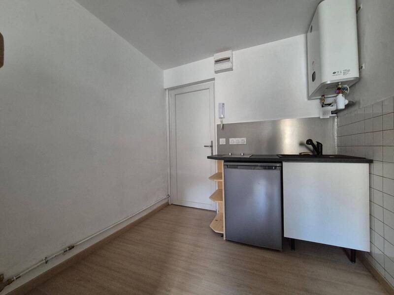 Rent apartment appartement 16.74 m² in Mâcon 71000 - 390 €