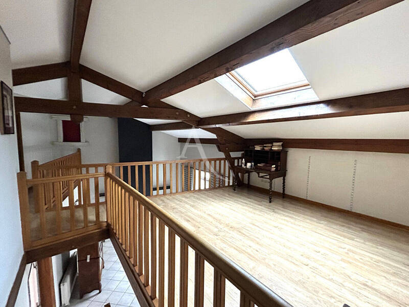 Buy apartment appartement 4 rooms 143.96 m² in Mâcon 71000