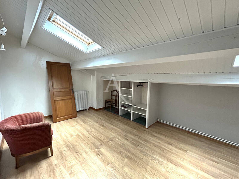 Buy apartment appartement 4 rooms 143.96 m² in Mâcon 71000