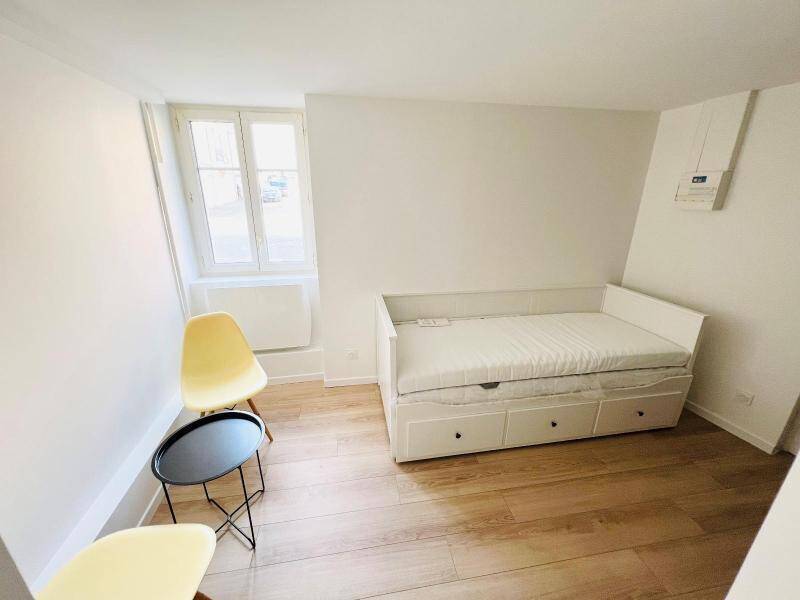 Location appartement rénové 1 pièce 17.1 m² à Mâcon 71000 5 - 385 €