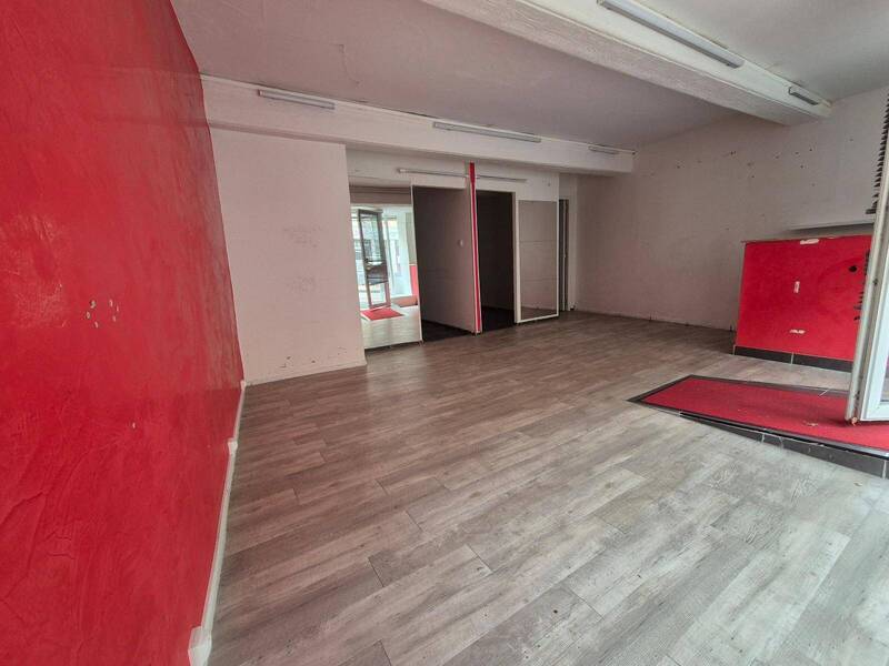 Location local boutique à Mâcon 71000 350 €