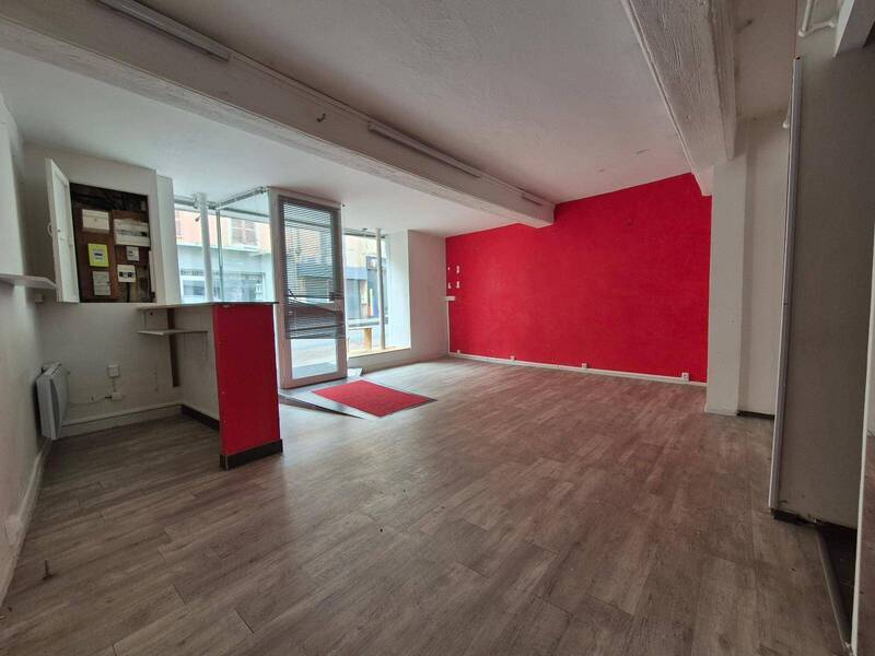 Location local boutique à Mâcon 71000 350 €