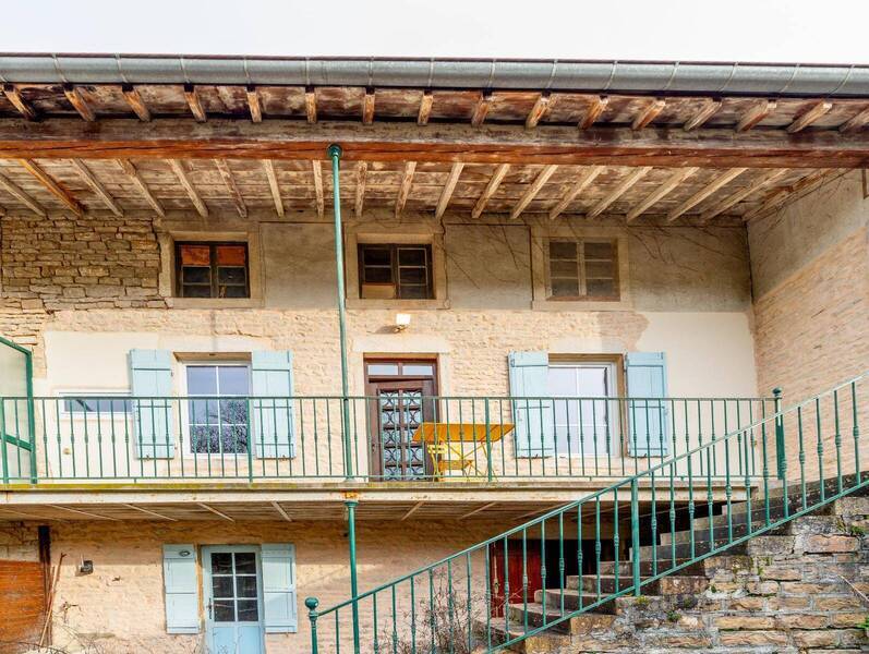 Location maison 4 pièces 141.85 m² à Lugny 71260 6 - 1 035 €