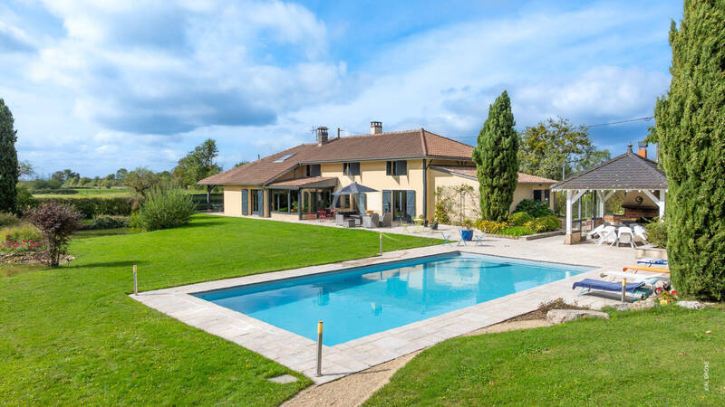 Vente maison 7 pièces 268.34 m² à Boissey 01380