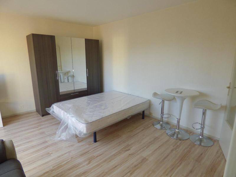 Location appartement 1 pièce 28.48 m² à Mâcon 71000 5 - 350 €