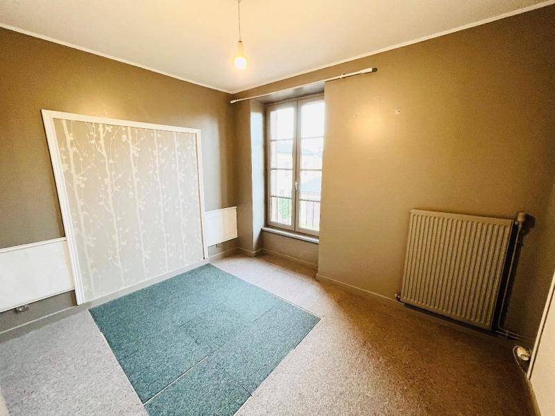 Rent apartment appartement 5 rooms 99.1 m² in Varennes-lès-Mâcon 71000 5 - 690 €