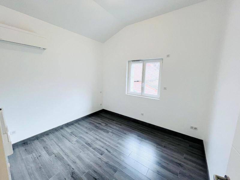 Location maison de village 4 pièces 83.78 m² à Viré 71260 5 - 875 €