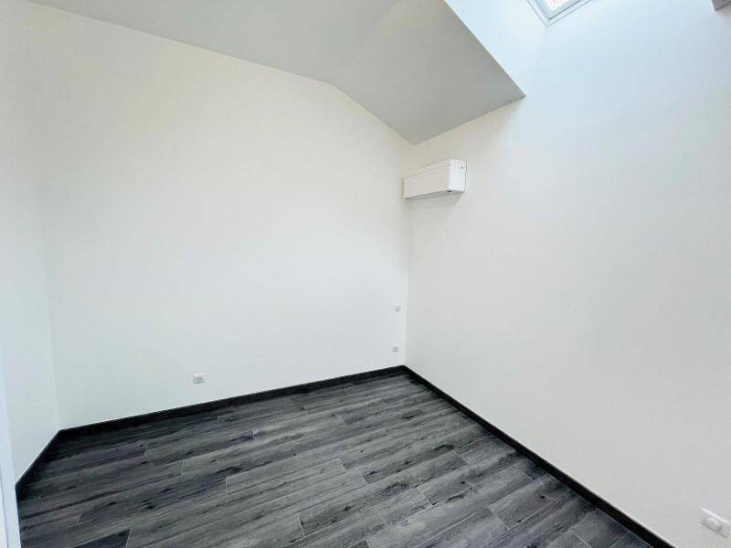 Location maison de village 4 pièces 83.78 m² à Viré 71260 5 - 875 €
