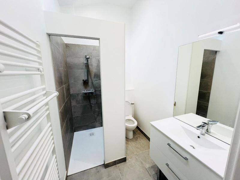 Location maison de village 4 pièces 83.78 m² à Viré 71260 5 - 875 €