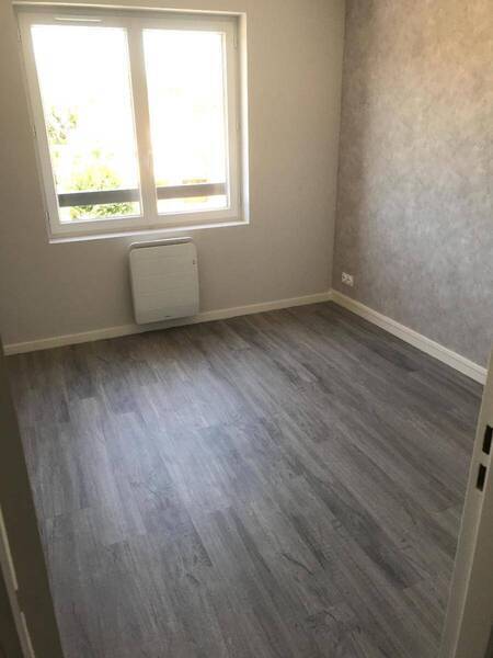 Rent apartment appartement 3 rooms 76.85 m² in Cluny 71250 5 - 812 €