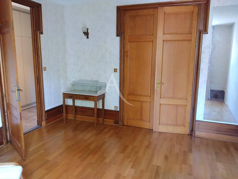 Buy apartment appartement 5 rooms 145.82 m² in Mâcon 71000