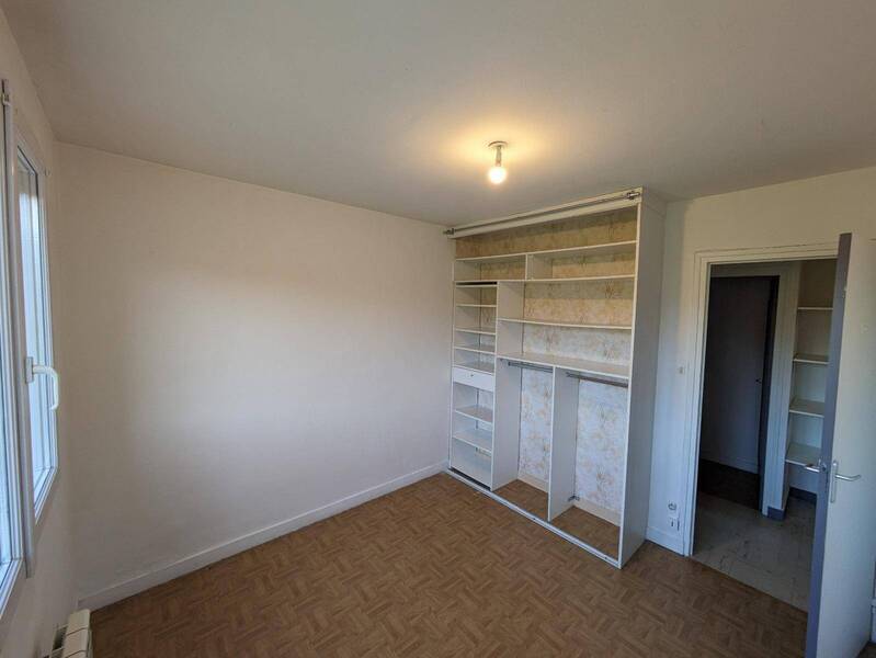 Location appartement rénové 2 pièces 55.12 m² à Saint-Gengoux-de-Scissé 71260 5 - 390 €