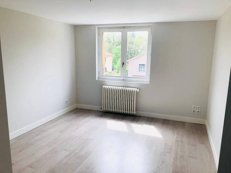 Location appartement 4 pièces 100.12 m² à Mâcon 71000 5 - 772 €