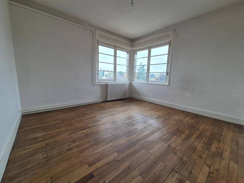 Rent apartment appartement 3 rooms 67 m² in Charnay-lès-Mâcon 71850 4 - 690 €